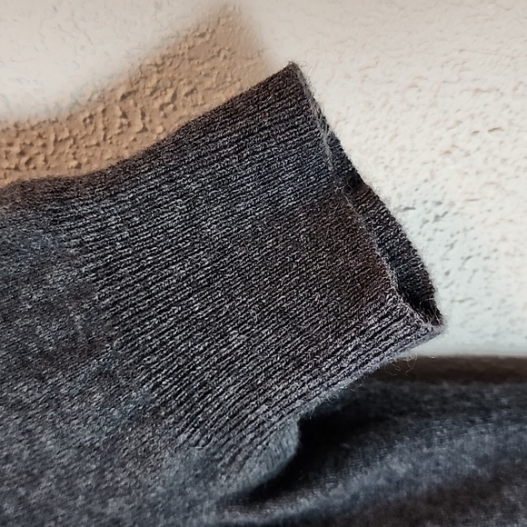 Aqua Cashmere short sleeve sweater with ruffle, sz XS - Picture 3 of 8